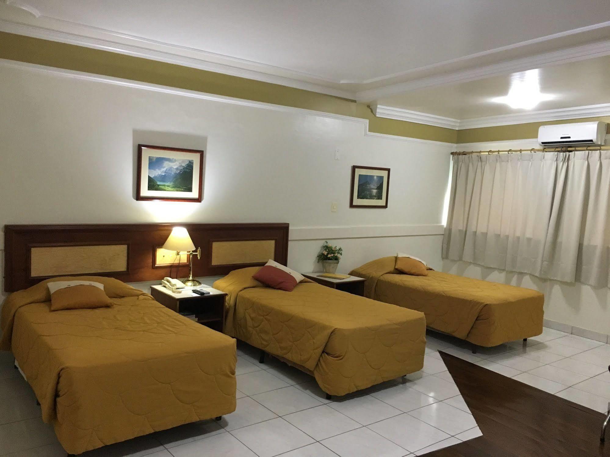 塔马雷拉斯公园酒店 乌贝拉巴 外观 照片